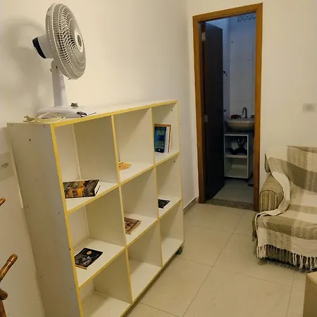 Apê Top Pitangueiras Permitido relaxar e usar chinelo,garagem e serviço de praia gratuitos,La Plage e mar a 50m-3